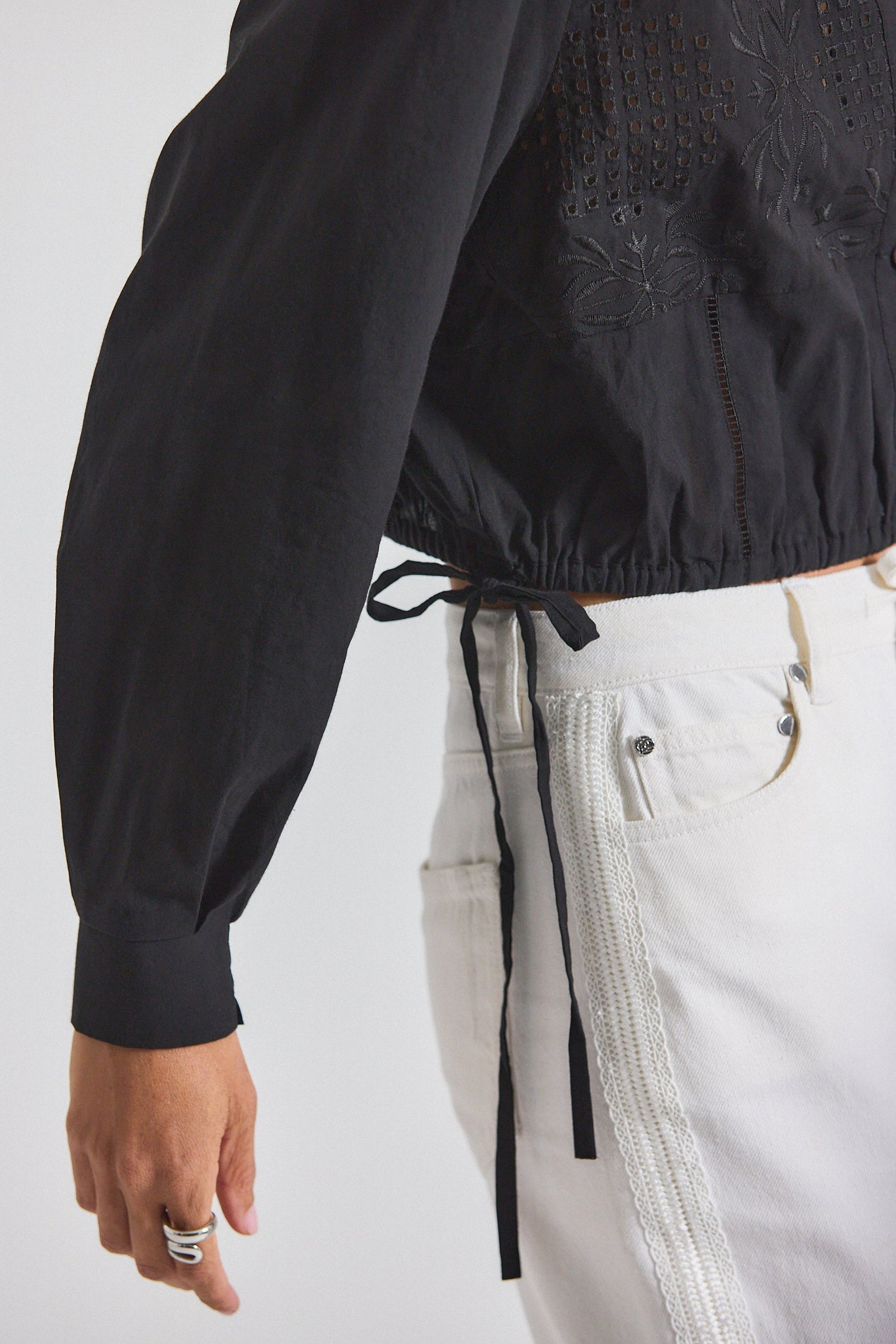 Malory Garden Tile Eyelet Blouse - Black