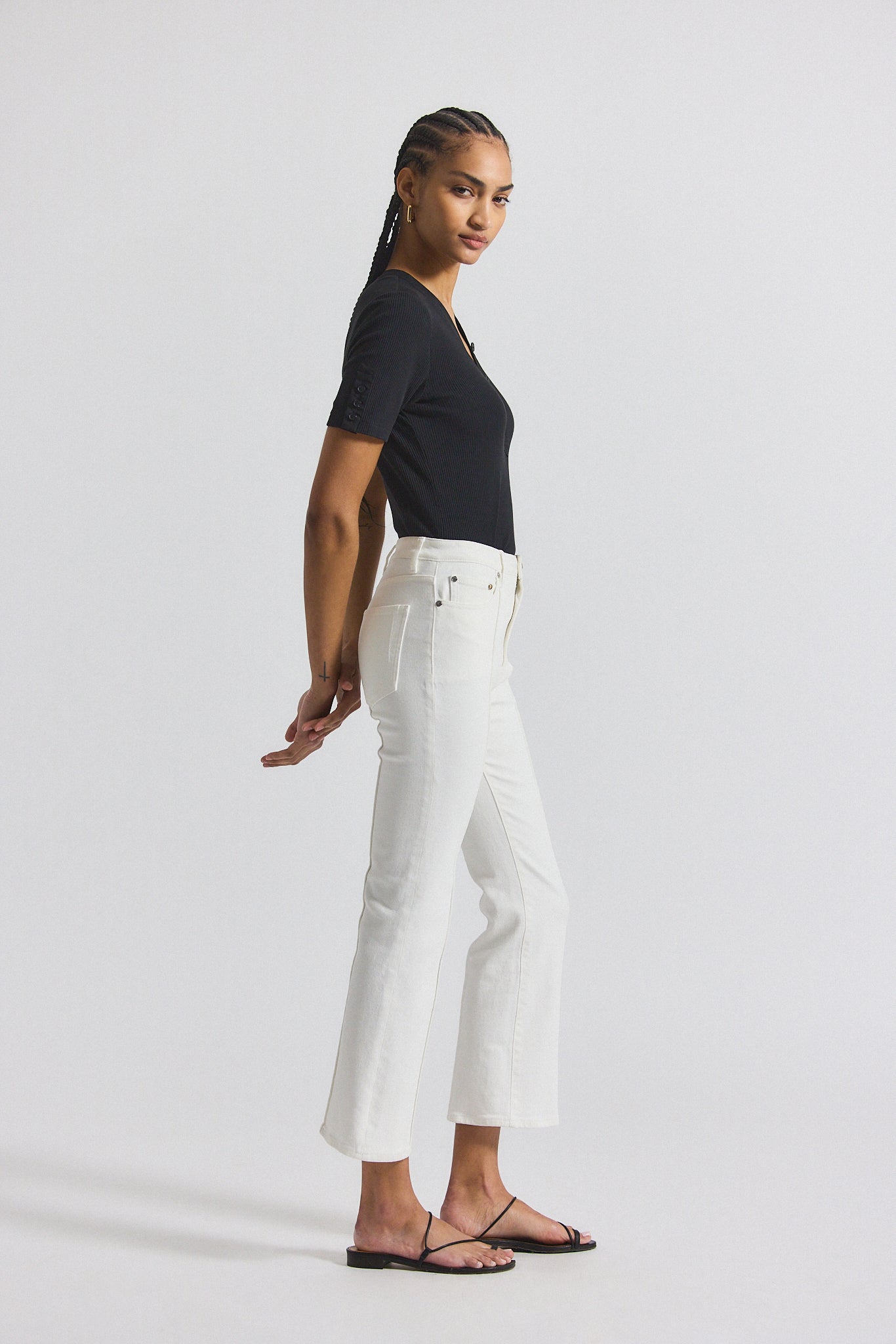Perce Comfort Stretch Cropped Jean With Pintuck - Blanc de Blanc