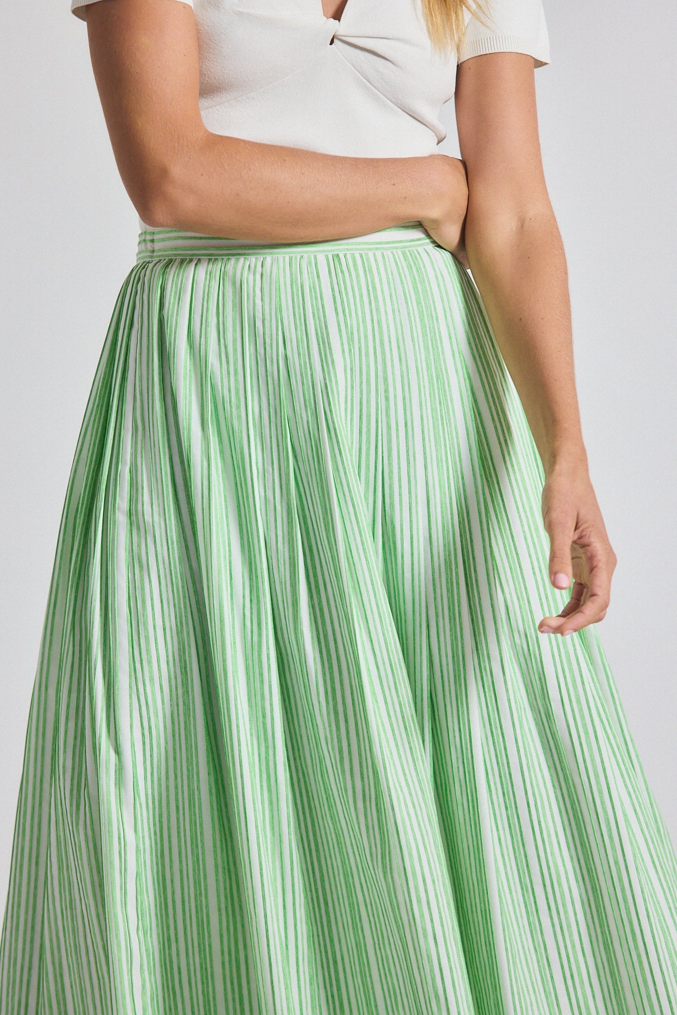 Alexia Pintuck Stripe Shirting Pleated Maxi Skirt - Kelly Green-White