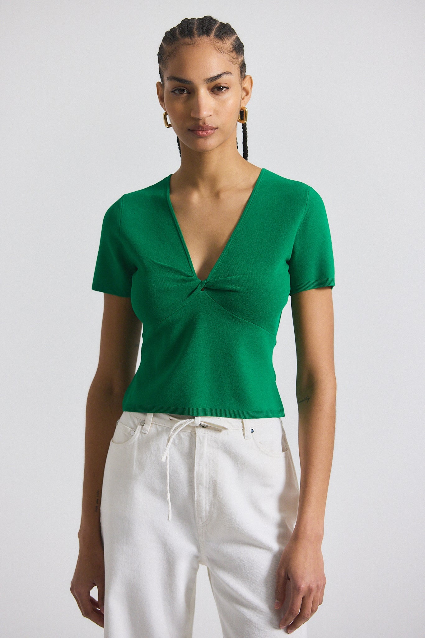 Belle Viscose Compact Knit Twist Front Sweater - Kelly Green