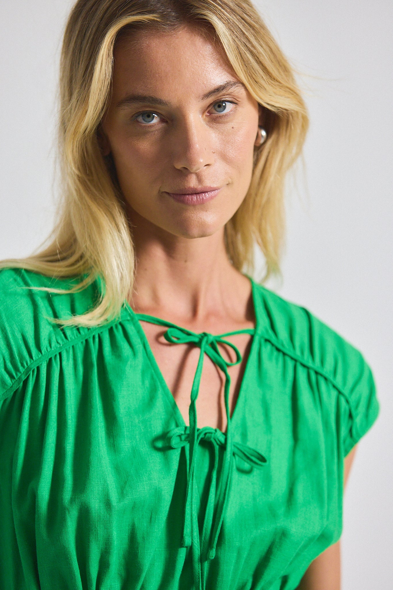 Caroline Tie Front Top - Kelly Green
