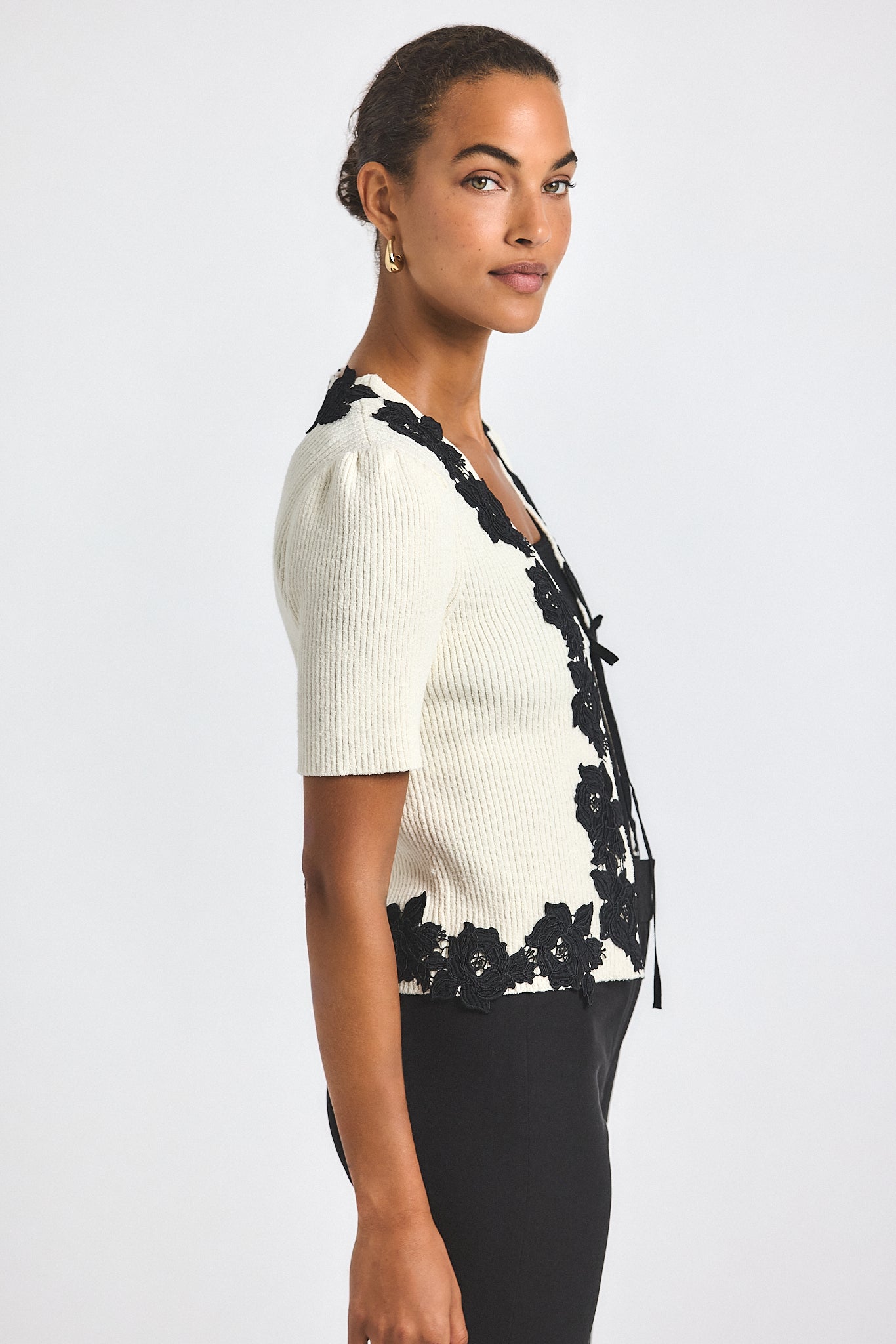 Maes Short Sleeve Cardigan With Lace Trim - Blanc de Blanc-Black