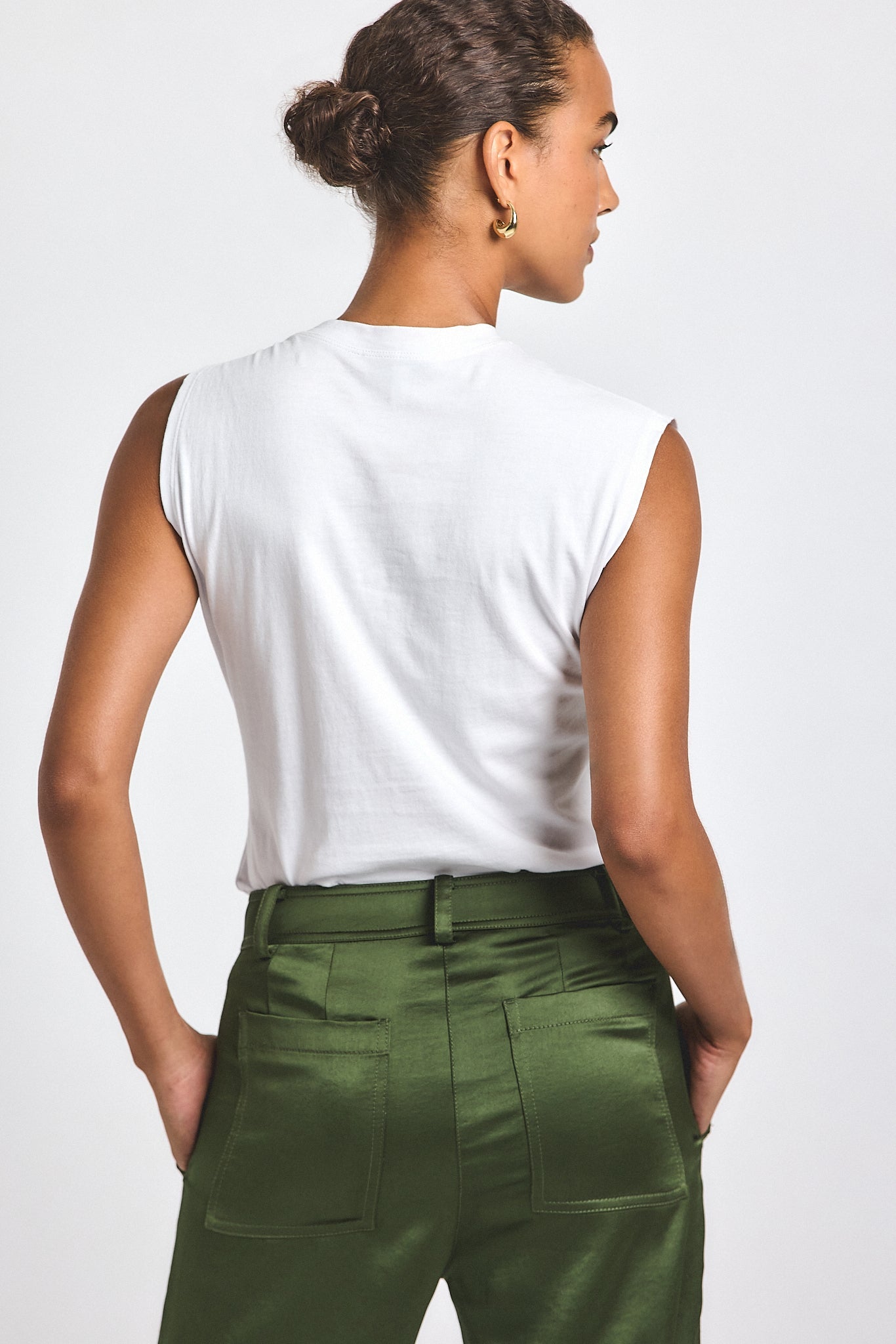 Nia Assymmetric Embellished Twist Tee - White